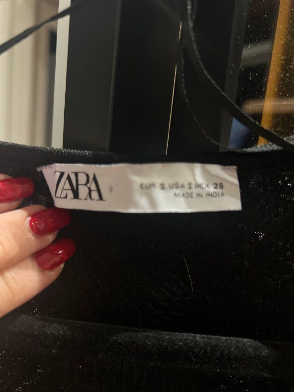 Новогоднее платье Zara размер М 2