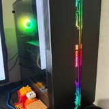 Игровой компьютерный сетап с монитором и периферией 1