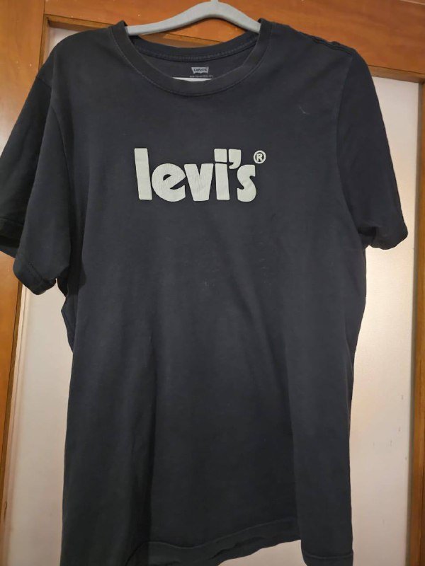 Одежда мужская, жилет, футболки, свитера, джинсы, брюки 3