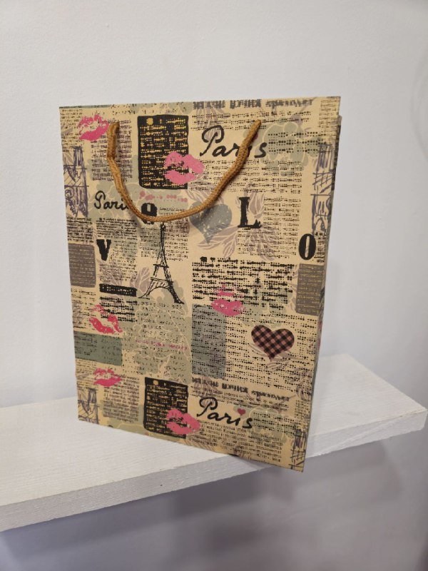 шары, подарочные коробки, пакеты, бумага для обертывания, свечи и ленты 9