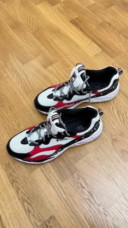 Мужские кроссовки Fila размер 44 новые