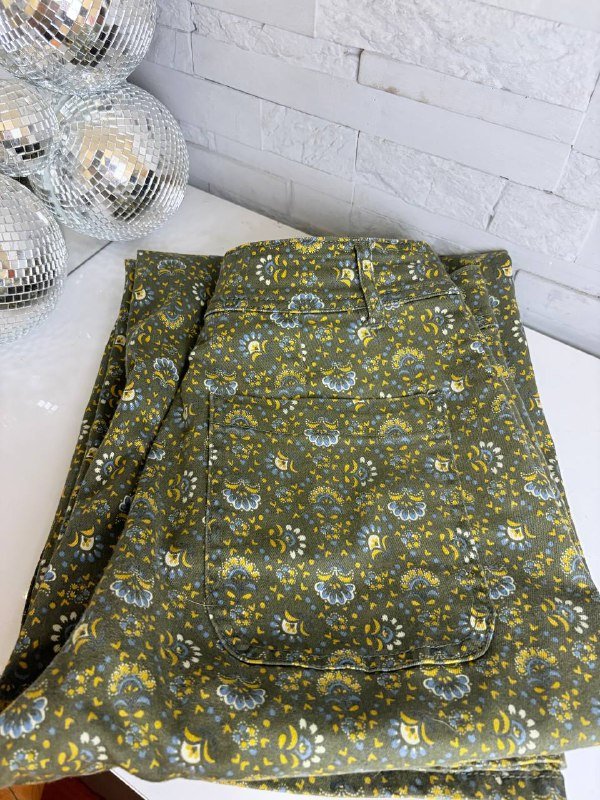 Джинсы CacheCache размер 38 расклешенные эластичные