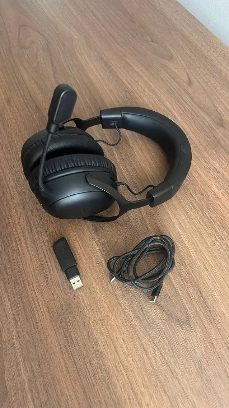 HyperX Cloud III Wireless наушники