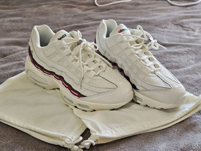 Nike Air Max 95 x Undefeated кроссовки 1