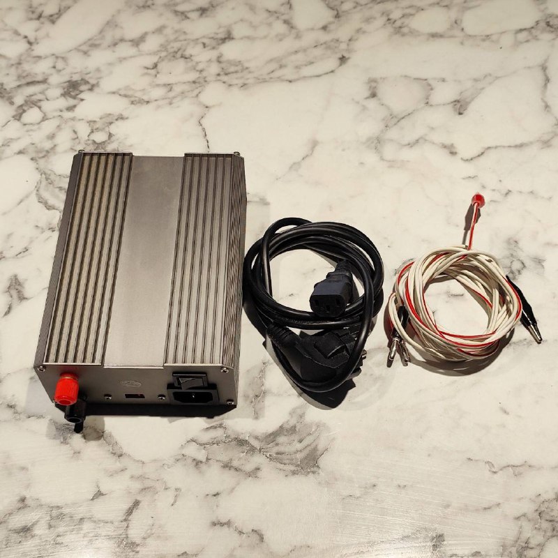 Блок питания CPS-3205 3205II, отличное состояние 3