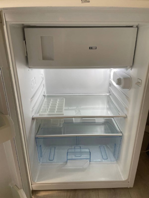 Холодильник Beko белый компактный 2