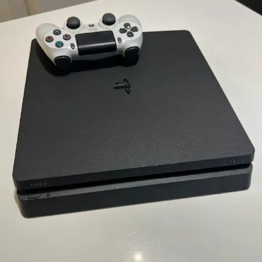 Sony PlayStation 4 Slim 1TB, DualShock 4, games