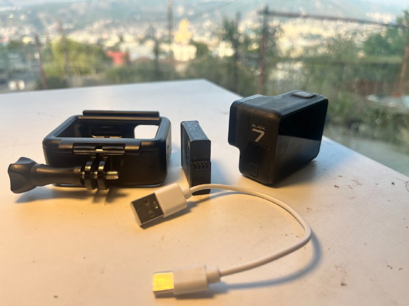 GoPro HERO7 Black с комплектом аксессуаров 2