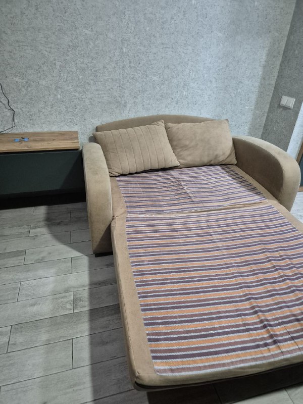 Небольшой раскладной диван 2