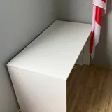 Белый письменный стол 1