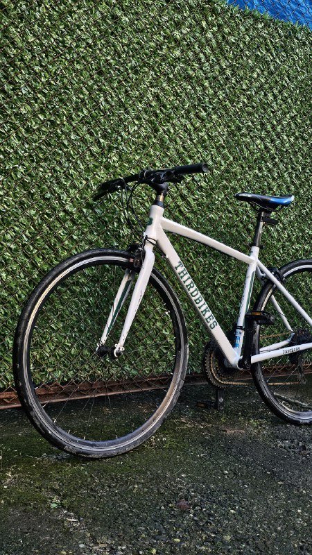 Велосипед THIRDBIKE полу-шоссейный с аксессуарами