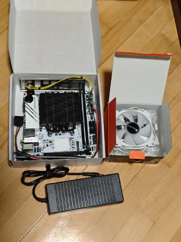 Комплект Ryzen 5 4600G, 32 ГБ RAM, Mini-ITX 1