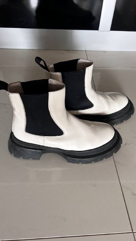 Женские весенне-осенние кожаные ботинки 39 размер 3