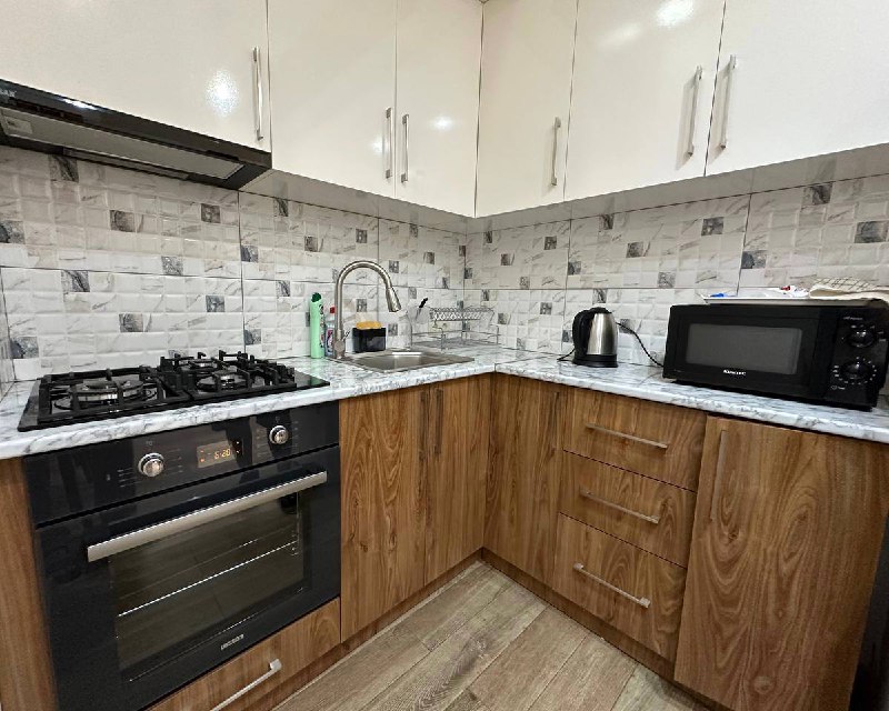 2+1 квартира 75 кв м, 8 этаж, Г.А.Абашидзе 19 2