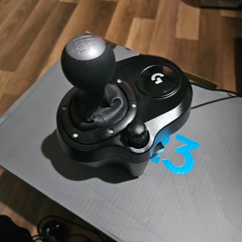 Logitech G923 Driving Force руль и коробка передач 6