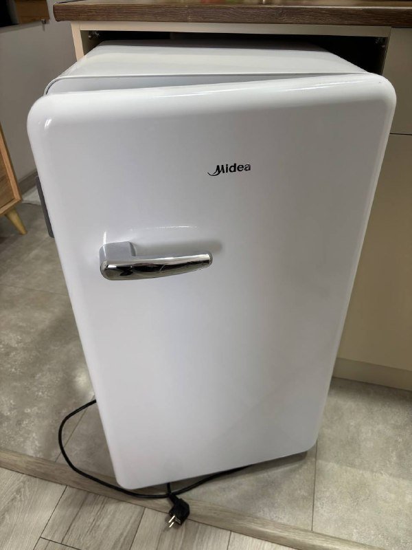 Холодильник Midea 2
