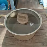 Кастрюля с крышкой 1