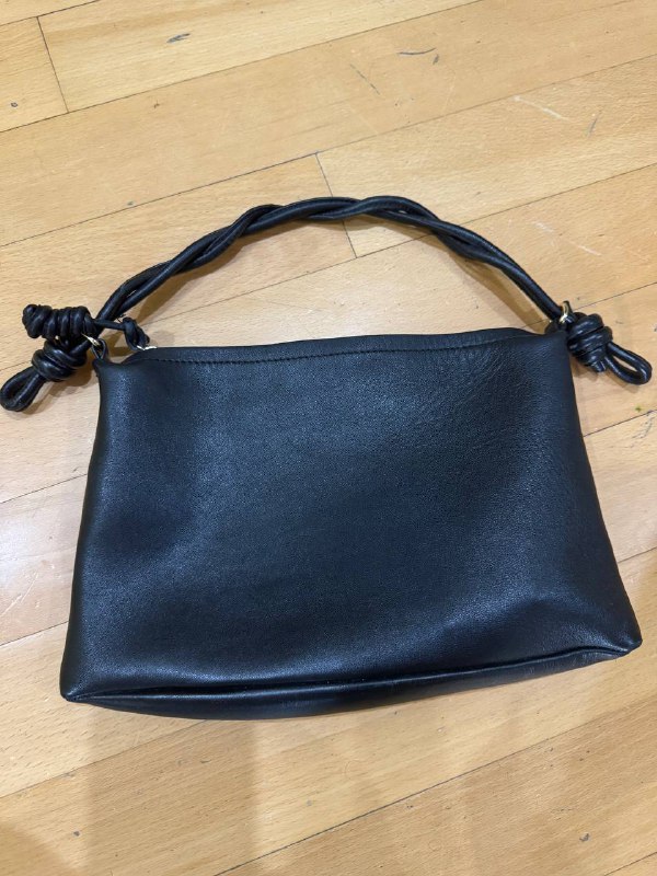 Сумка кожаная Massimo Dutti