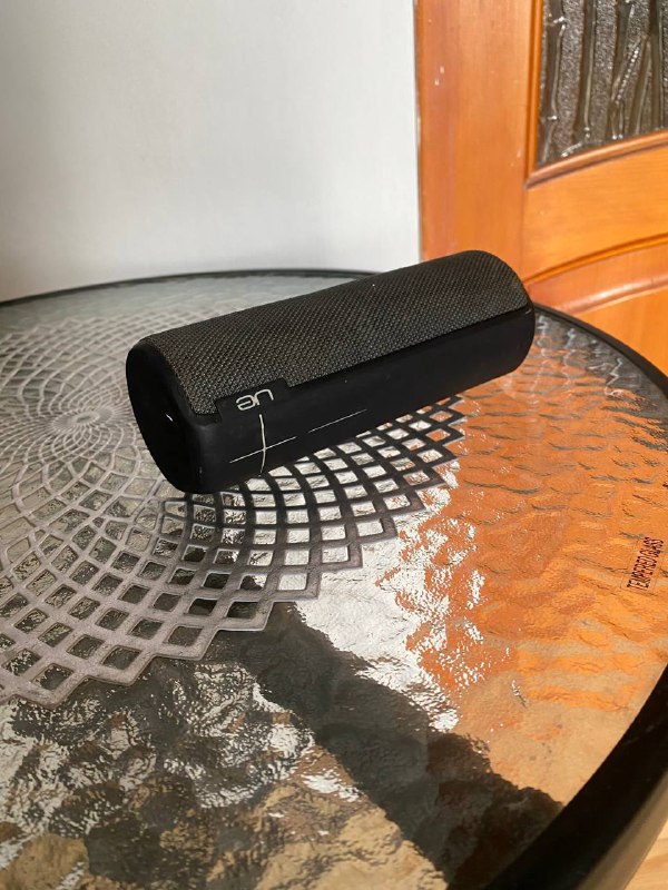 Bluetooth спикер Ultimate Ears Logitech 4