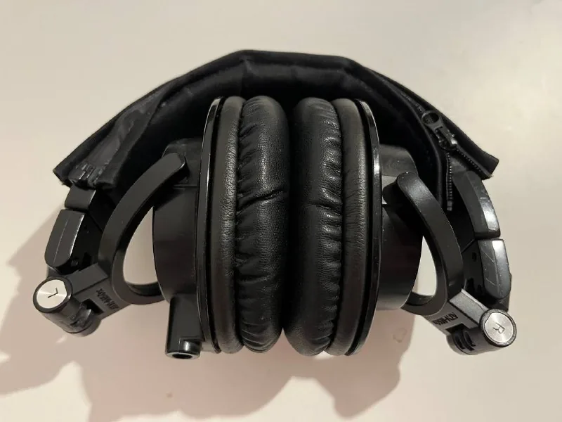 Наушники Audio-Technica ATH-M50X 1