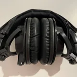 Наушники Audio-Technica ATH-M50X 1