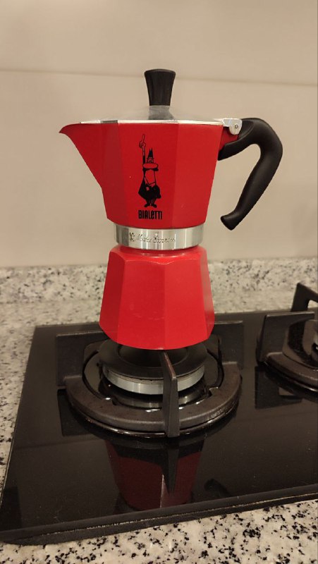 Кофеварка гейзерная Bialetti Mokka Express
