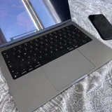 MacBook Pro 14 4