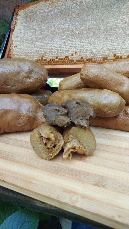 Пчелиная продукция: мёд, забрус, перга, пыльца, маточное молочко, воск, уксус, медовая водка 5