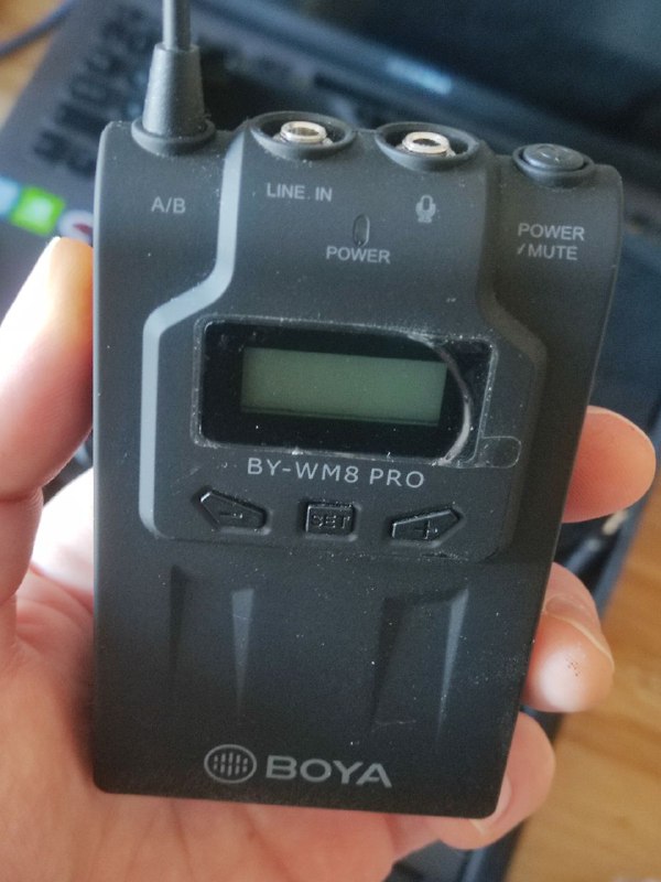 Петличные радиомикрофоны Boya WM8 2