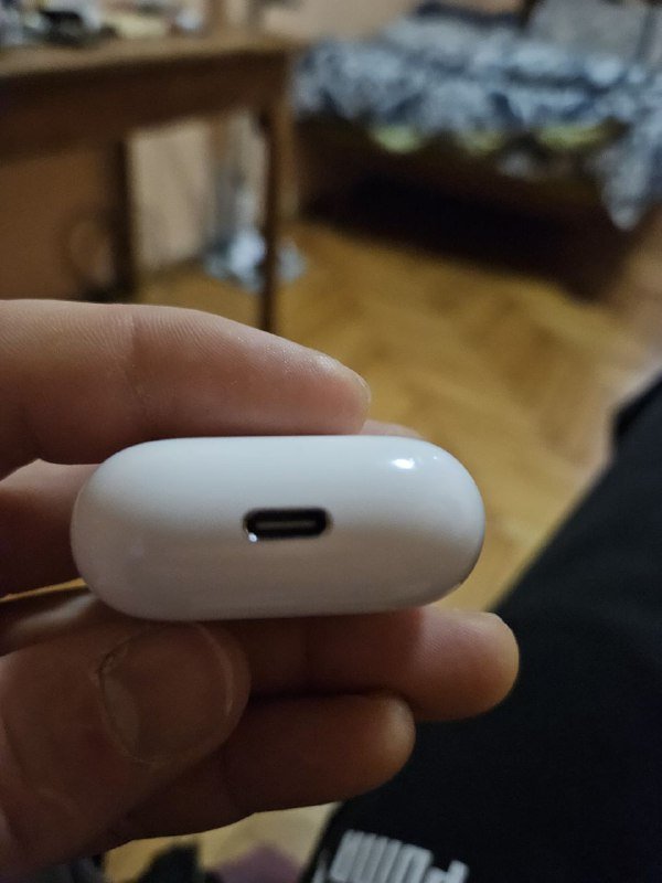 Airpods 4 без коробки и зарядного кабеля 4
