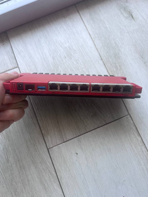 Маршрутизатор MikroTik L009UiGS-2HaxD-IN 2