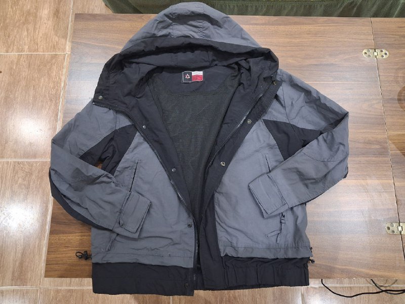 непромокаемая куртка