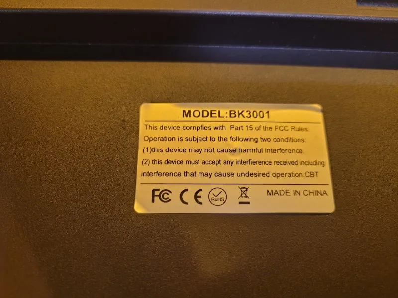 Bluetooth клавиатура 1