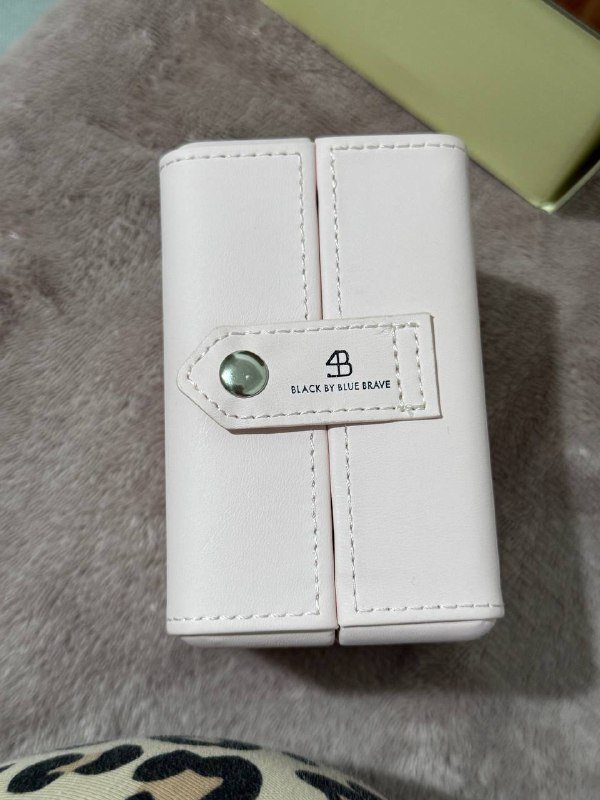 Часы с кристаллами Swarovski 2