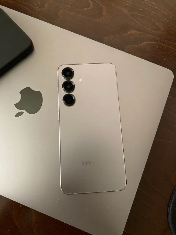 Samsung Galaxy S25 128 ГБ 1