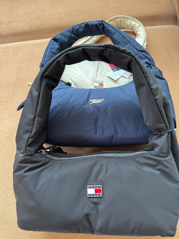 Сумочки Tommy Hilfiger