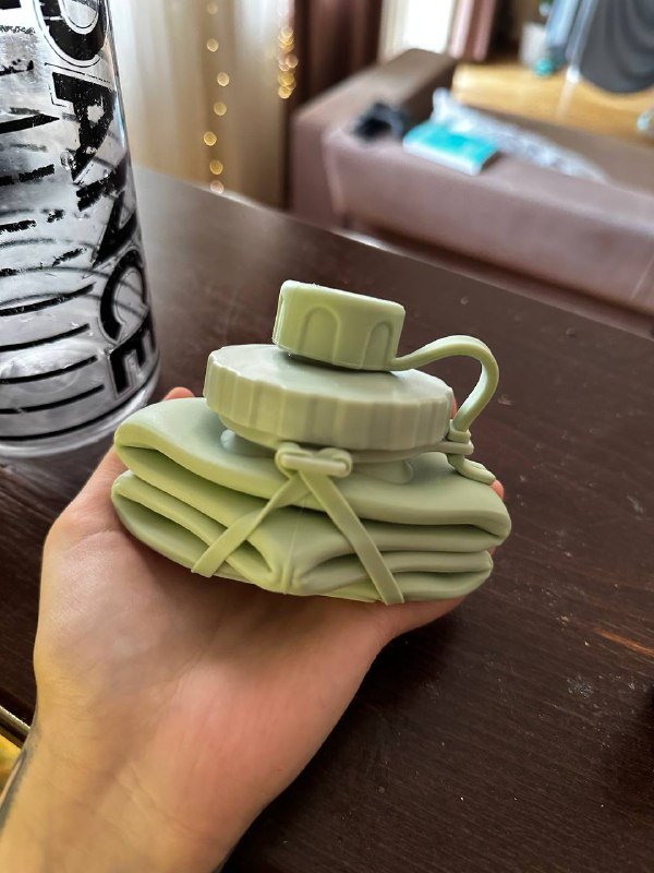 Бутылки силиконовая складная 600 мл и обычная с соской 1 литр 2