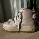 Crocs, Nike Air Force, Adidas Stella McCartney, Converse, sandals, boots 3