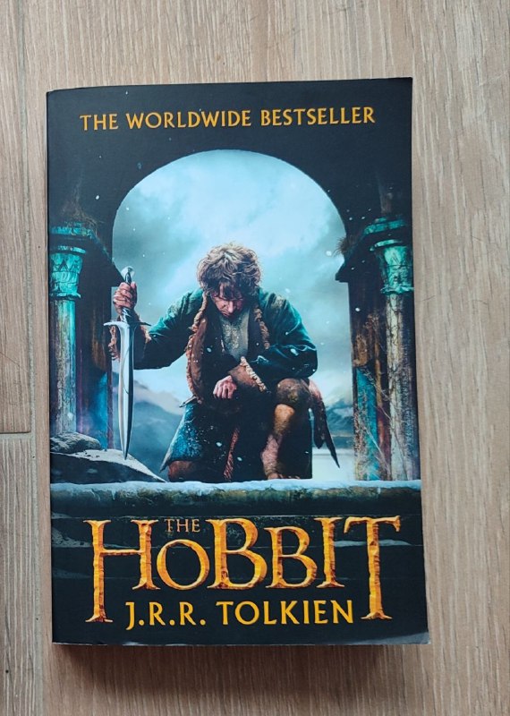 Книги Гарри Поттер и Хоббит 2