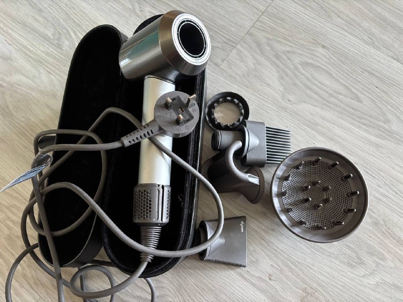 Яндекс Станция, фен Dyson, принтер Epson 2