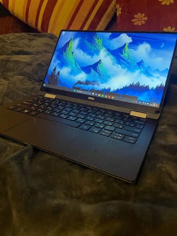 DELL XPS ультрабук 13" 8 ГБ ОЗУ 1
