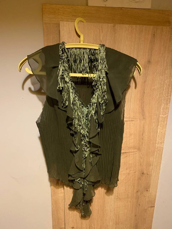 Топы женские разные цвета и модели