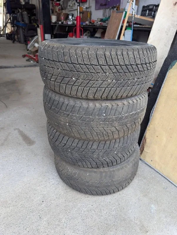 Зимние шины Nexen 195/50 R15 1