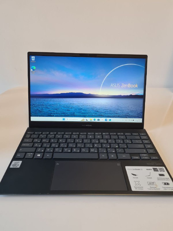Ноутбук ASUS ZenBook Intel Core i5 8ГБ SSD 238ГБ 7