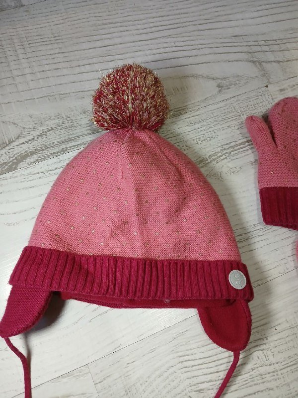 Зимняя шапка и варежки Obaibi 1-1.5 года