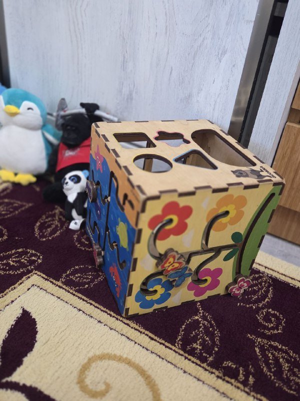 Развивающая игрушка для детей