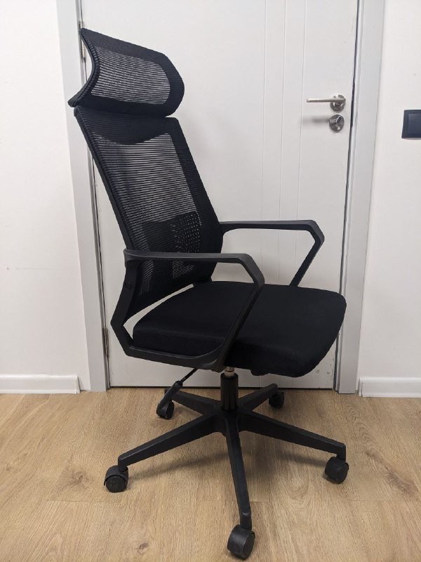 Офисный стул / кресло