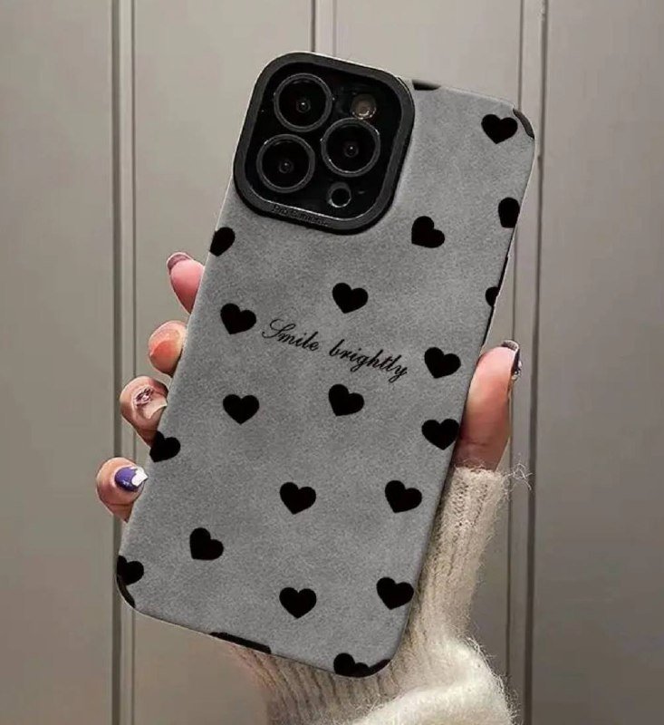 Чехол на iPhone 16 pro