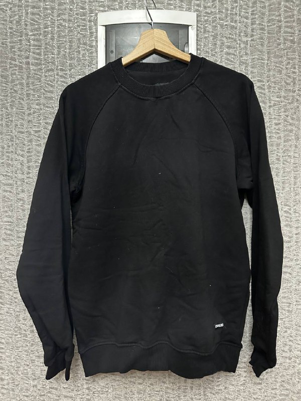 Рубашка Levi’s бежевая, Рубашка Levi’s синяя, Рубашка Lacoste, Рубашки с коротким рукавом, Толстовка Medooza серая, Толстовка Codered черная 7