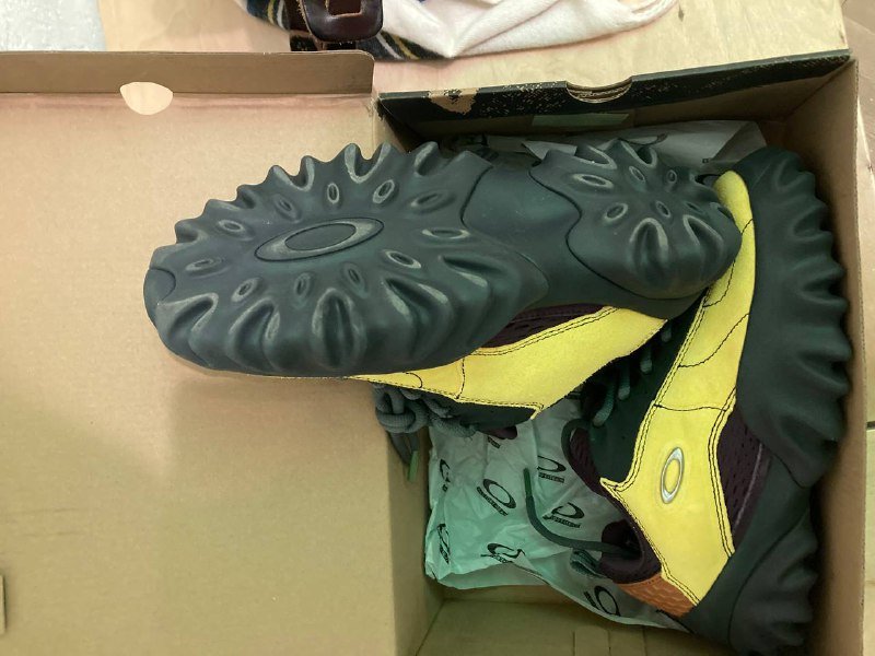 Кроссовки brain dead x oakley 38.5 новые 2